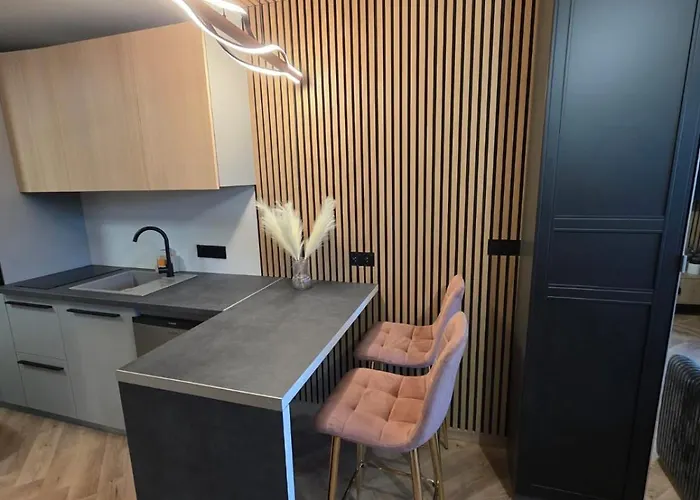 Апартаменты Baltic Portovo Comfort Center Balcony Гданьск